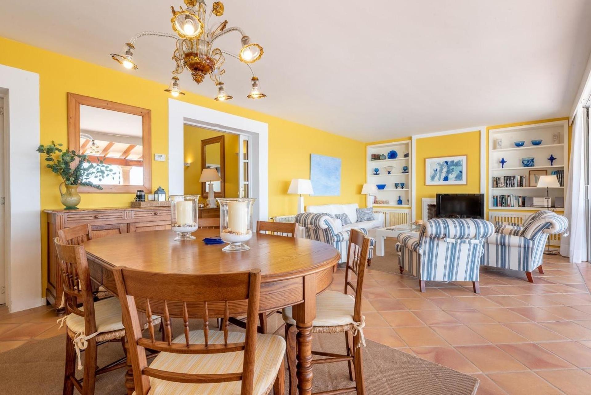 Ferienhaus Mit Privatpool Fuer 9 Personen Ca 340 Qm In Portocolom, Mallorca Suedostkueste Von Mallorca