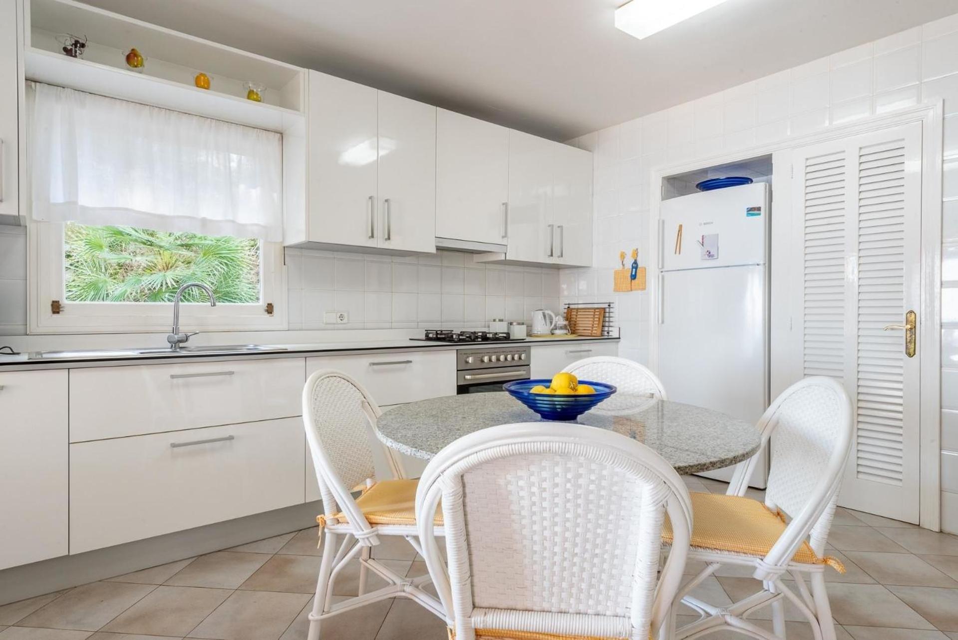 Ferienhaus Mit Privatpool Fuer 9 Personen Ca 340 Qm In Portocolom, Mallorca Suedostkueste Von Mallorca *