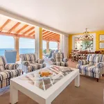 Ferienhaus Mit Privatpool Fuer 9 Personen Ca 340 Qm In Portocolom, Mallorca Suedostkueste Von Mallorca